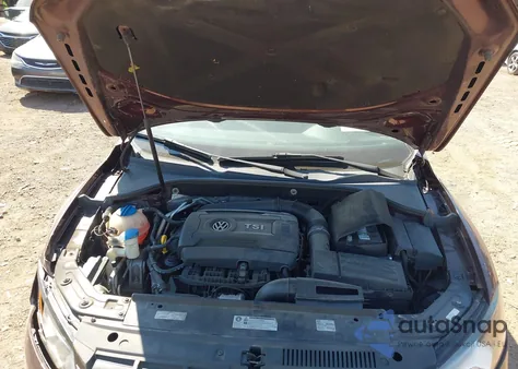 2014 Volkswagen Passat 1.8T Sel Premium z USA, uszkodzony, nr VIN 1VWCS7A36EC032673